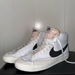 Nike Men's Blazer Mid '77 Vintage Shoes